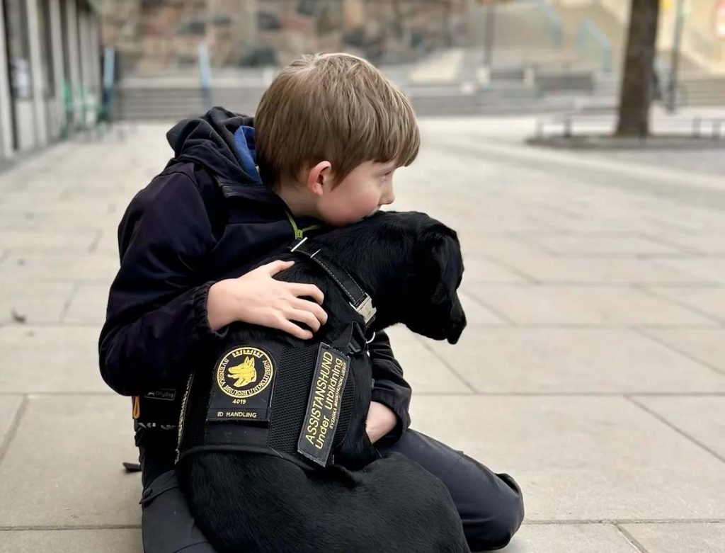 Assistanshunden Charlie blev den stora förändringen